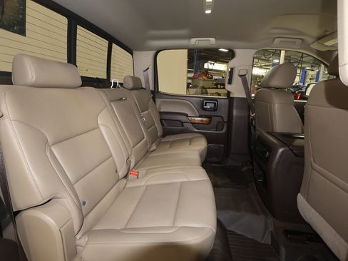 Used 2018 GMC Sierra 1500 SLT image 26