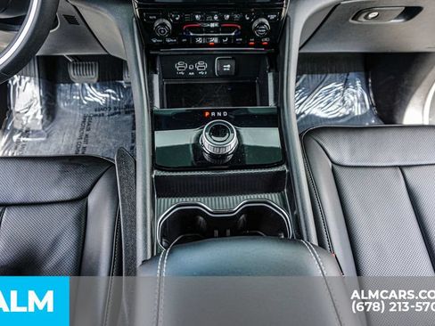Used 2025 Jeep Grand Cherokee Limited w/ Luxury Tech Group II RWD image 42
