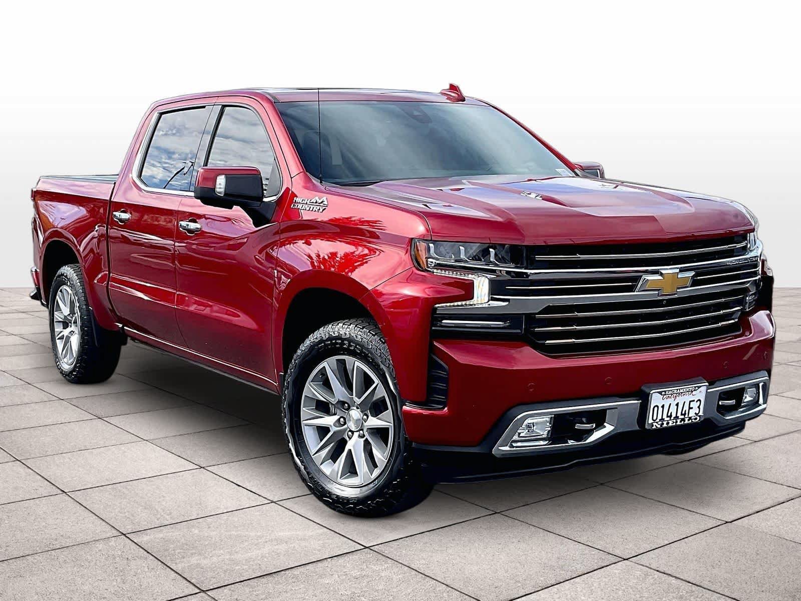 Used 2021 Chevrolet Silverado 1500 High Country w/ Technology Package AWD/4WD image 2
