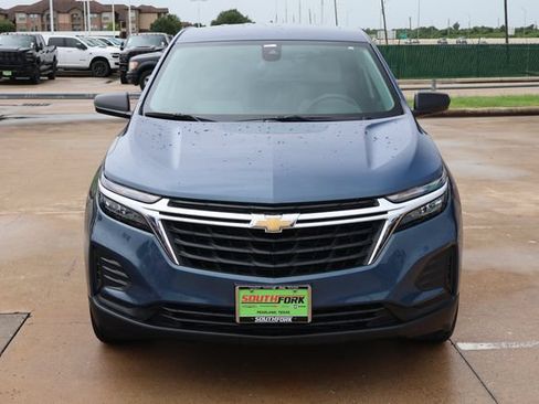 Used 2024 Chevrolet Equinox LS w/ LPO, Cargo Package FWD image 2