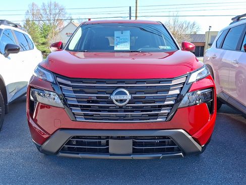 New 2026 Nissan Rogue SV w/ Cold Weather Package AWD/4WD image 2