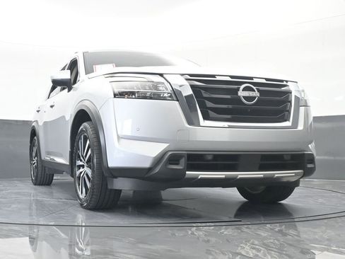 Used 2023 Nissan Pathfinder Platinum image 83