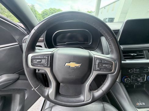 Used 2023 Chevrolet Tahoe LT w/ Luxury Package RWD image 14