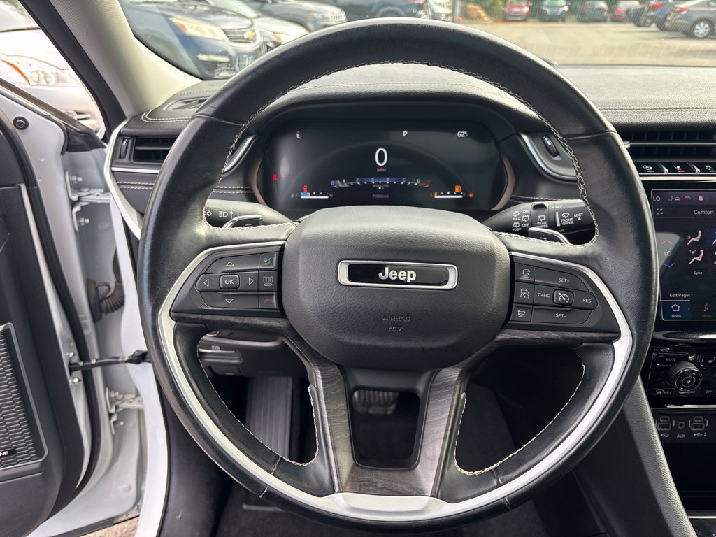 Used 2021 Jeep Grand Cherokee L Limited AWD/4WD image 13