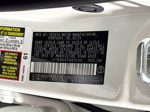 Used 2025 Toyota Camry LE image 24