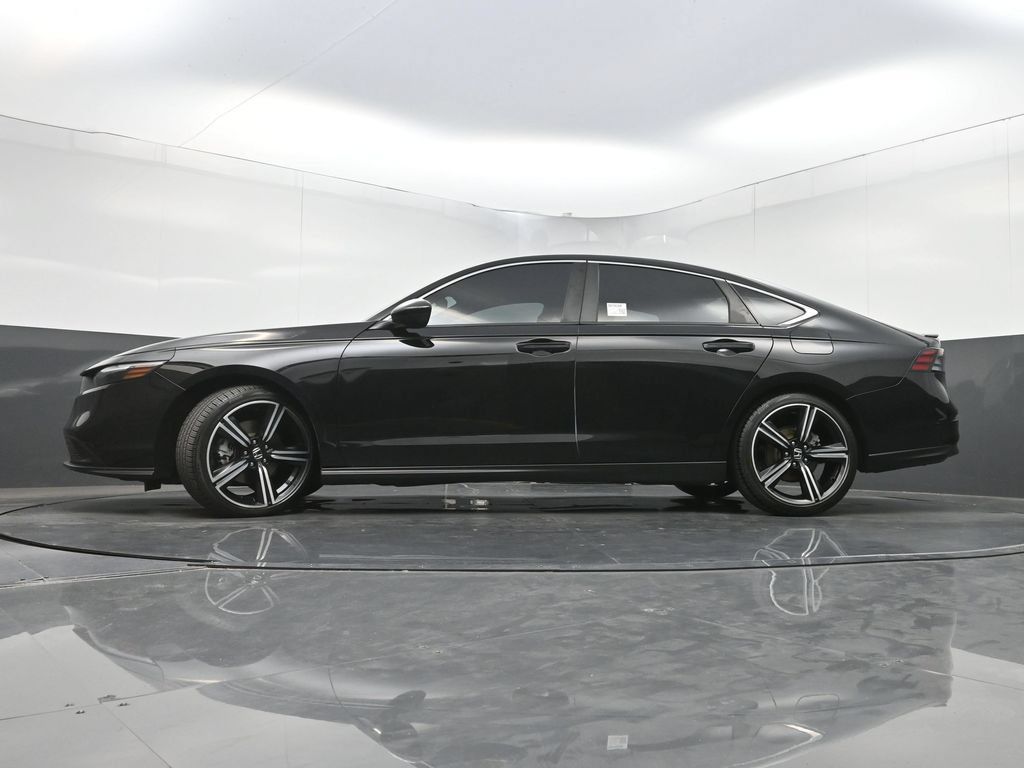 Used 2023 Honda Accord Sport image 23