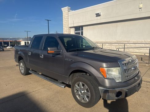 Used 2013 Ford F150 XLT w/ XLT Chrome Pkg image 3