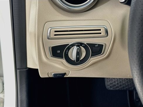 Used 2017 Mercedes-Benz C 300 Sedan image 11