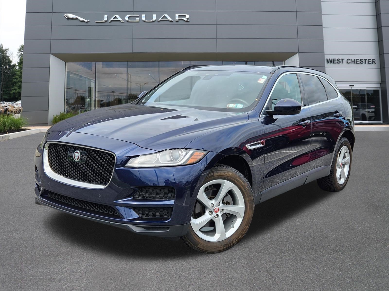 Used 2019 Jaguar F-PACE Premium AWD/4WD image 1