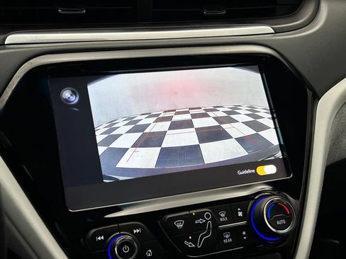 Used 2020 Chevrolet Bolt LT FWD image 21