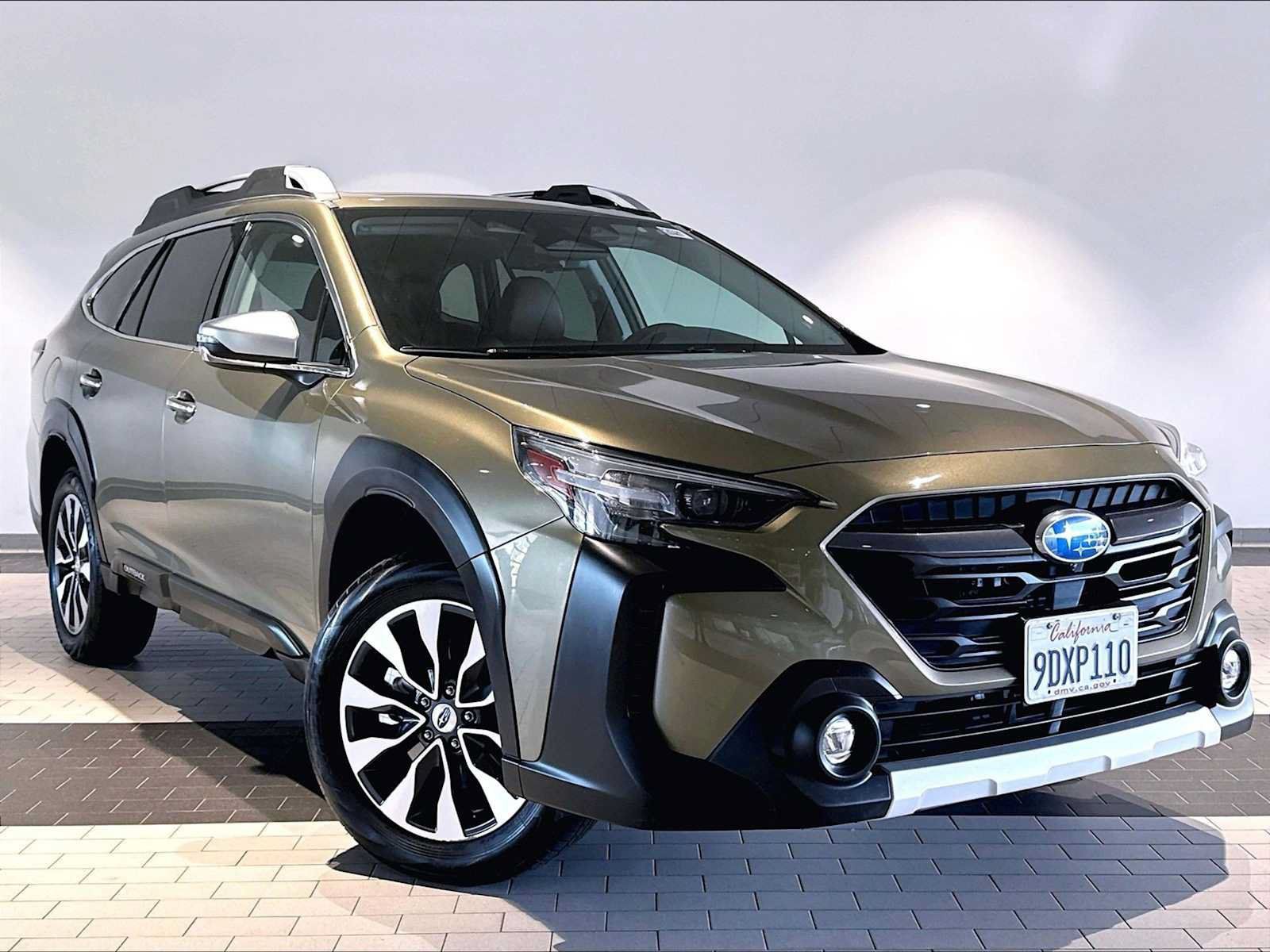 Used 2023 Subaru Outback Touring AWD/4WD image 12
