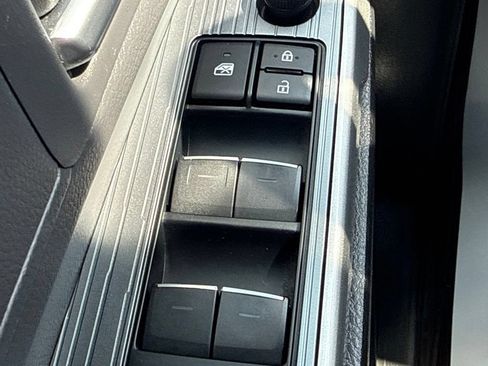 Used 2023 Toyota Sienna XSE w/ XSE Plus Package AWD/4WD image 28