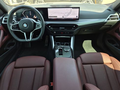 Used 2025 BMW 430i Coupe w/ M Sport Package RWD image 20