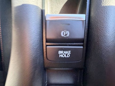 Used 2024 Honda HR-V Sport image 53