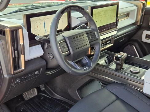 Used 2025 GMC Hummer EV 3X w/ LPO, Cargo Utility Package image 10
