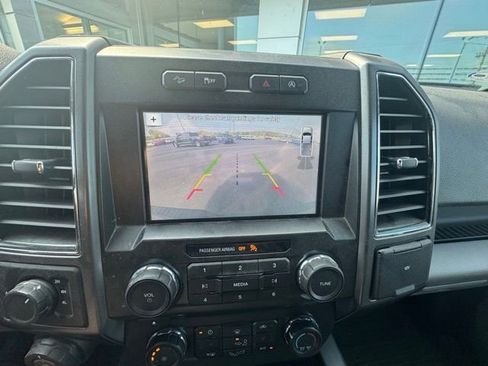 Used 2018 Ford F150 XLT w/ Equipment Group 302A Luxury AWD/4WD image 15