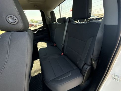 New 2026 GMC Sierra 1500 Elevation image 25