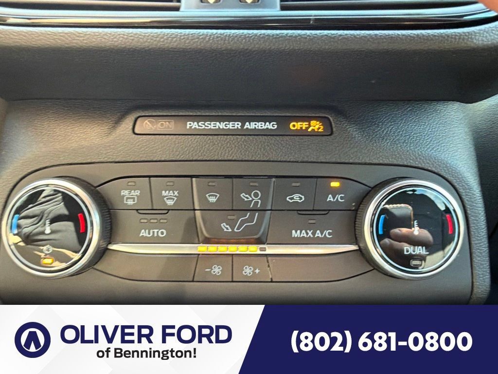 Used 2025 Ford Escape ST-Line AWD/4WD image 28