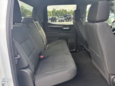 Used 2025 Chevrolet Silverado 1500 RST AWD/4WD image 15