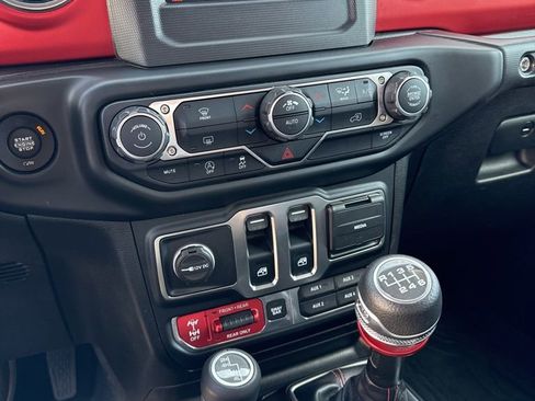 Used 2020 Jeep Wrangler Rubicon w/ LED Lighting Group image 25