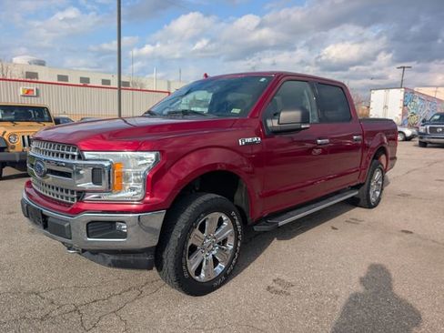 Used 2018 Ford F150 XLT w/ Equipment Group 302A Luxury image 9