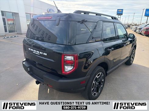 Used 2024 Ford Bronco Sport Outer Banks w/ Tech Package image 4