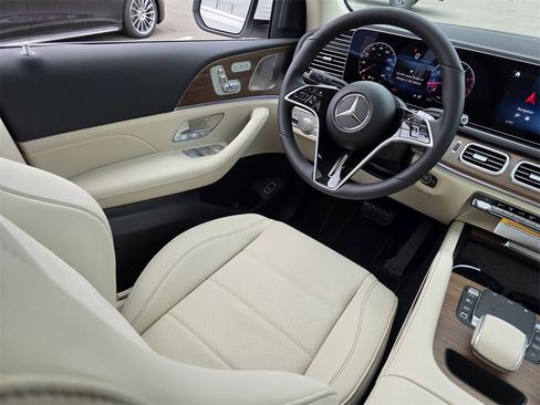 New 2026 Mercedes-Benz GLE 450 4MATIC image 26