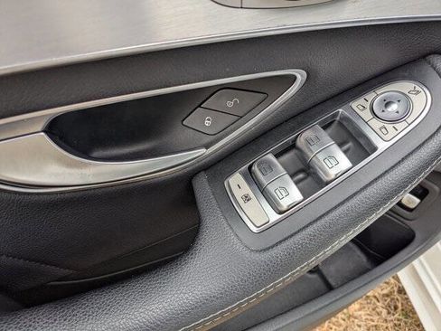 Used 2018 Mercedes-Benz C 300 4MATIC Sedan image 14