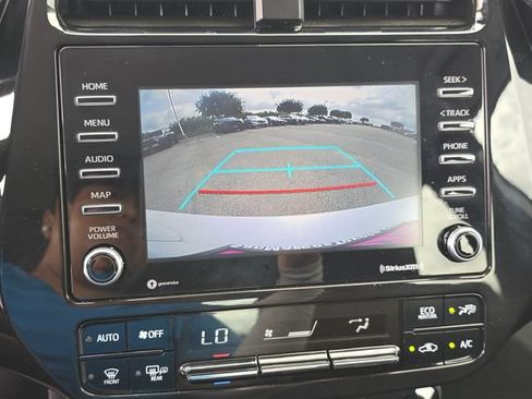 Used 2022 Toyota Prius L Eco FWD image 23