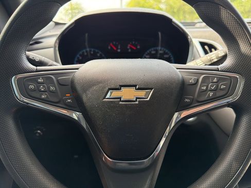 Used 2020 Chevrolet Equinox LS image 10