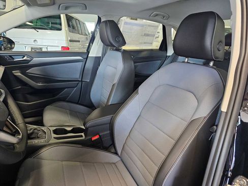 New 2025 Volkswagen Jetta SE image 21