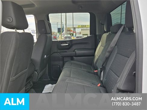 Used 2024 Chevrolet Silverado 1500 Custom image 6