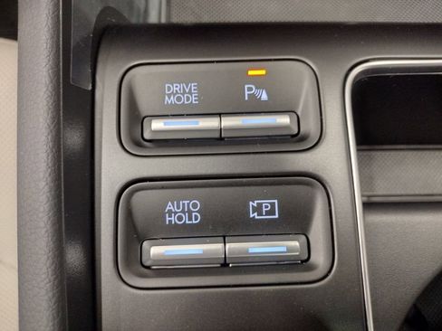 New 2025 Hyundai Sonata Limited image 33