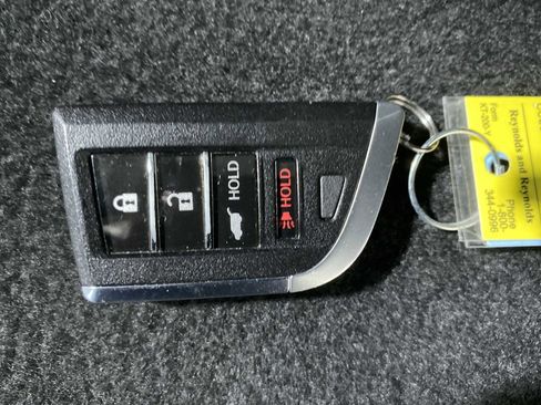 Used 2024 Acura MDX SH-AWD w/ Technology Package image 20