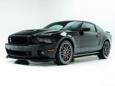 Used 2013 Ford Mustang Shelby GT500 RWD image 8