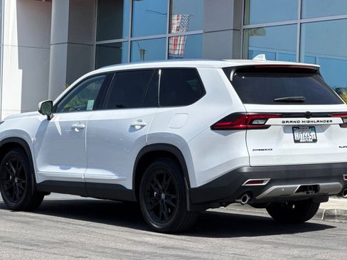 Certified 2026 Toyota Grand Highlander AWD Hybrid image 7