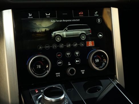 Used 2019 Land Rover Range Rover Supercharged image 19