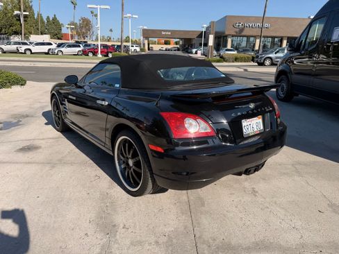 Used 2005 Chrysler Crossfire SRT-6 RWD image 2