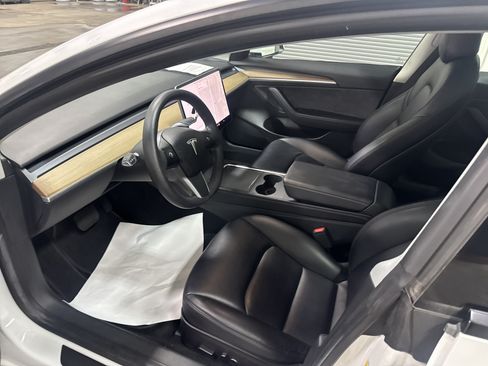 Used 2022 Tesla Model 3 Long Range AWD/4WD image 12