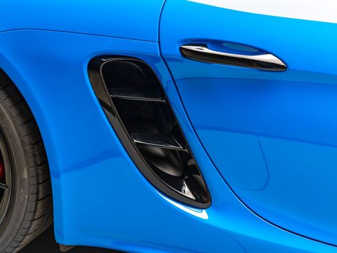 Used 2024 Porsche 718 Boxster S image 33