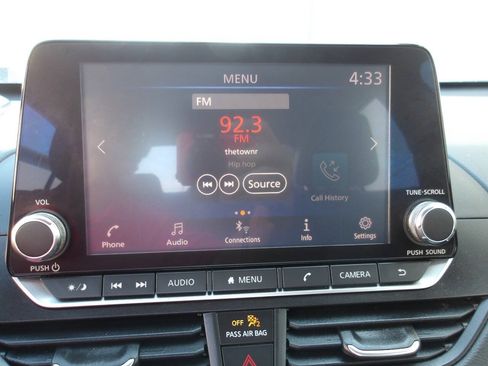 Used 2019 Nissan Altima 2.5 S FWD image 13