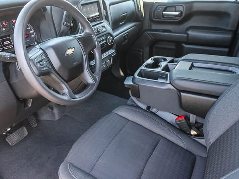 Used 2023 Chevrolet Silverado 1500 Custom image 17