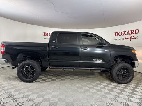 Used 2019 Toyota Tundra SR5 w/ SR5 Upgrade Package image 9
