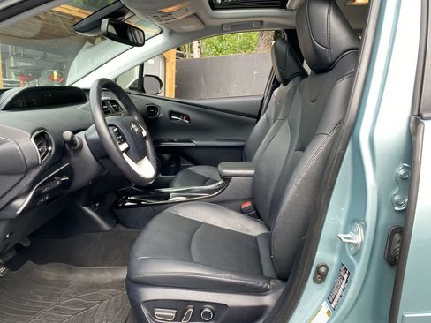 Used 2016 Toyota Prius Four w/ Advanced Technology Package FWD image 15