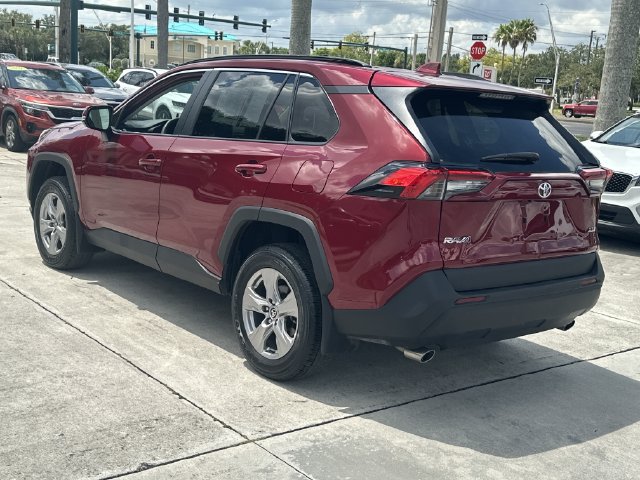 Used 2025 Toyota RAV4 XLE FWD image 8