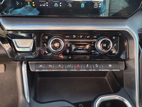 Used 2022 GMC Sierra 1500 Denali image 18