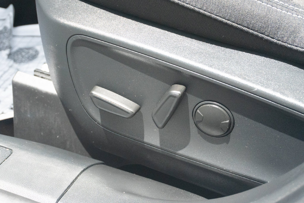 Used 2024 Ford Escape Active FWD image 17