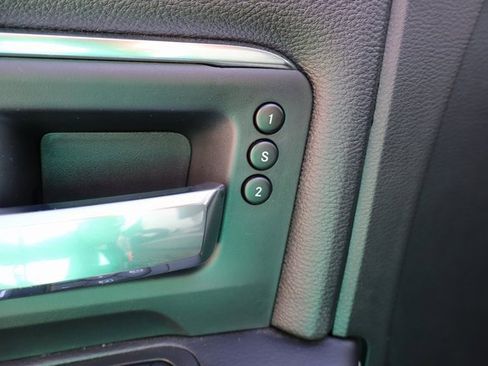 Used 2025 RAM 2500 Laramie image 11