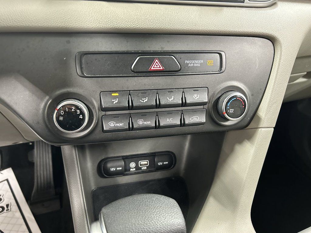 Used 2018 Kia Sportage LX AWD/4WD image 16