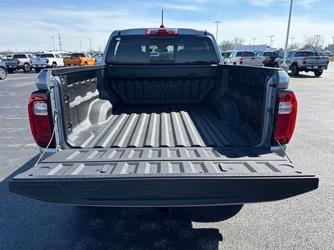 New 2026 GMC Canyon AT4 w/ AT4 Premium Package AWD/4WD image 33